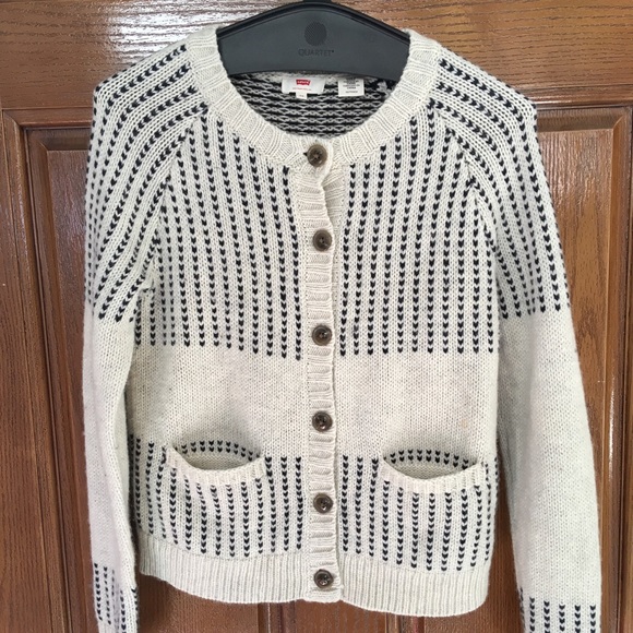 Levi's Sweaters - Levi’s Button up Sweater